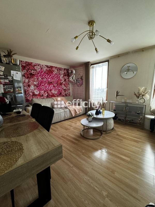 Immeuble - 125 m² - 5 pièces