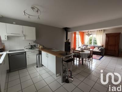 Maison - 93 m² - 5 pièces