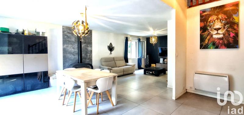 Maison - 137 m² - 9 pièces