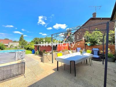 Maison - 100 m² - 5 pièces