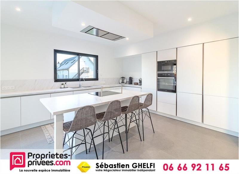 Maison - 130 m² - 5 pièces