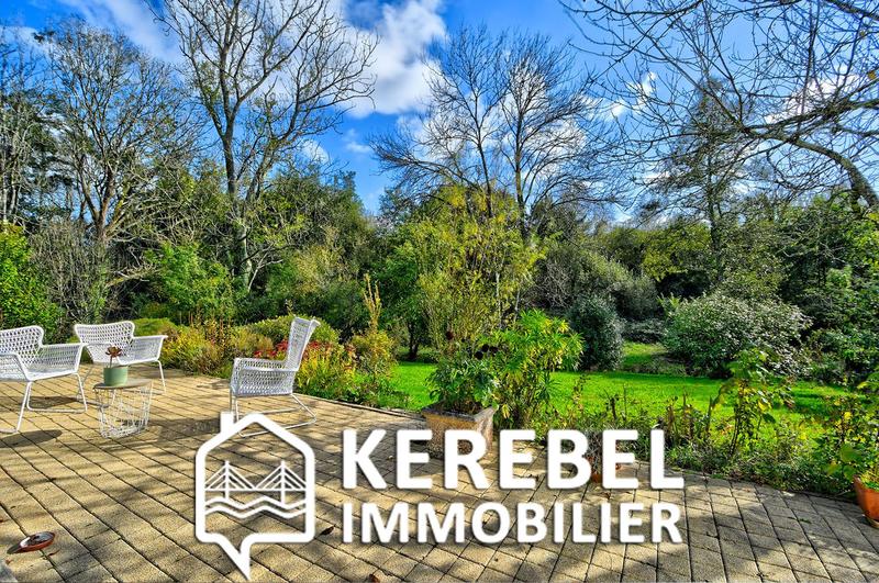 Maison - 180 m² - 7 pièces