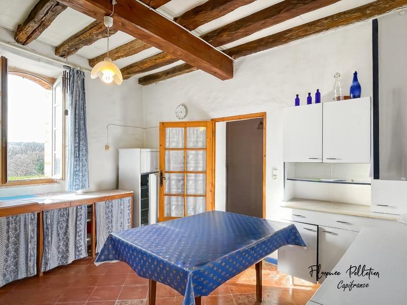 Maison - 325 m² - 14 pièces