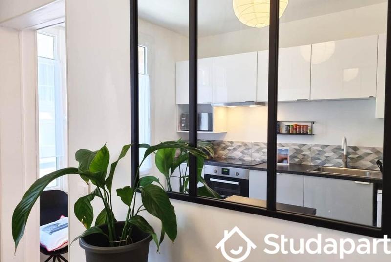 Chambre - 12 m² - 1 pièce