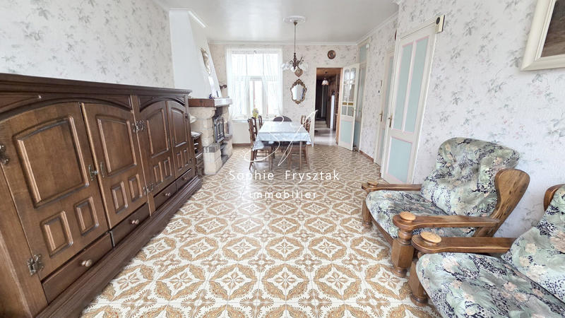 Maison - 96 m² - 5 pièces