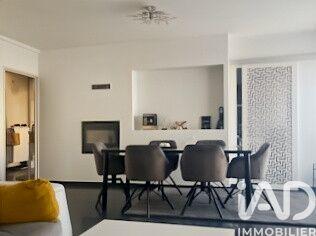 Maison - 101 m² - 5 pièces