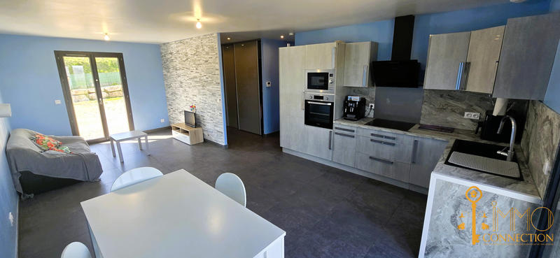 Villa - 80 m² - 4 pièces