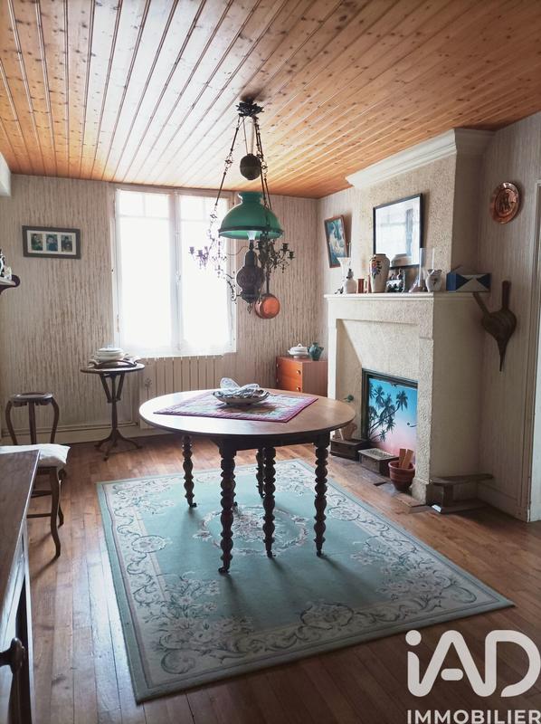 Maison de village - 209 m² - 9 pièces