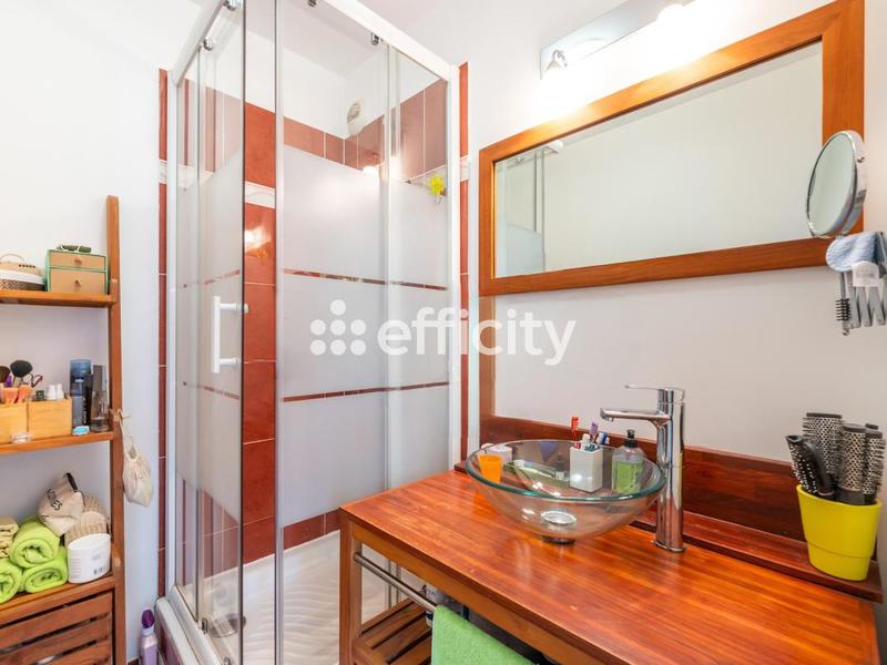 Appartement - 85 m² - 4 pièces