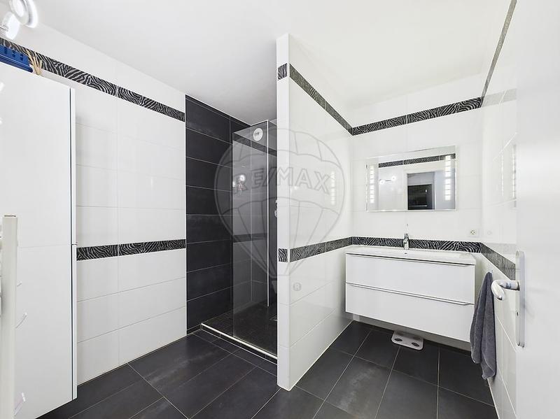 Appartement - 76 m² - 3 pièces