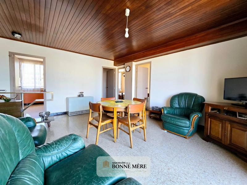 Appartement - 70 m² - 4 pièces