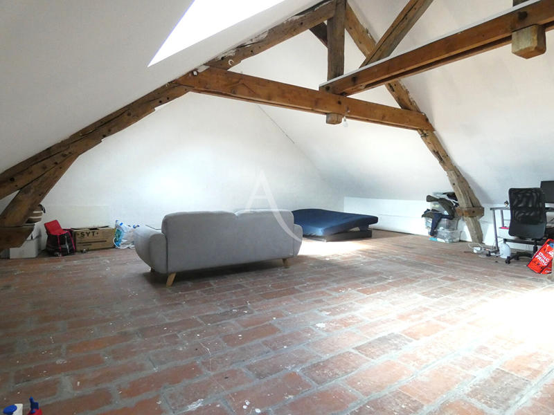 Maison - 105 m² - 5 pièces