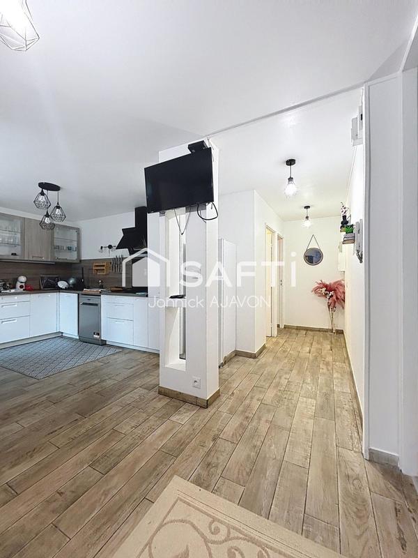 Appartement - 65 m² - 3 pièces