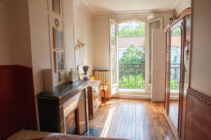 Maison - 180 m² - 9 pièces