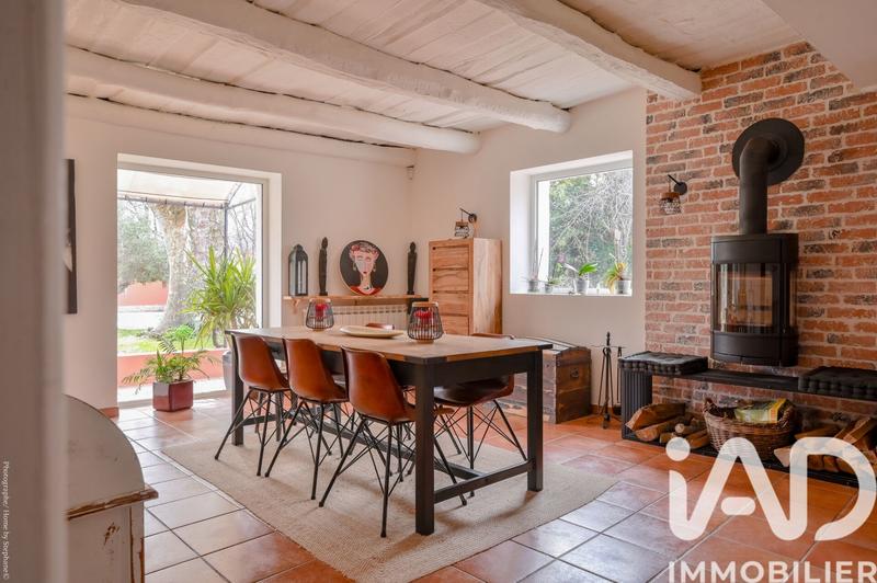 Maison - 228 m² - 6 pièces