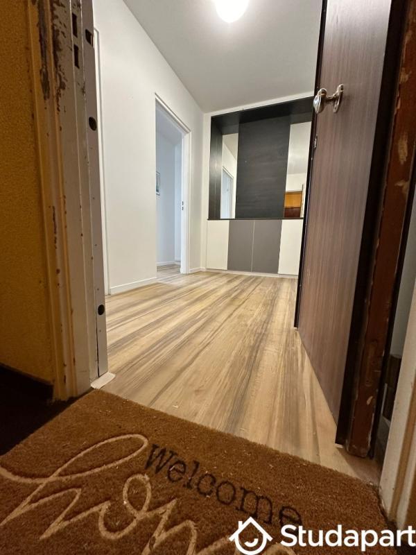 Chambre - 12 m² - 1 pièce