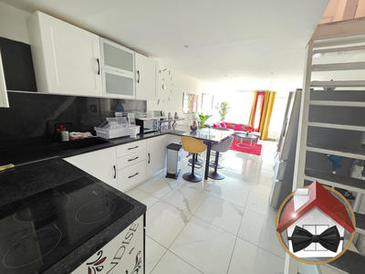 Appartement - 86 m² - 4 pièces