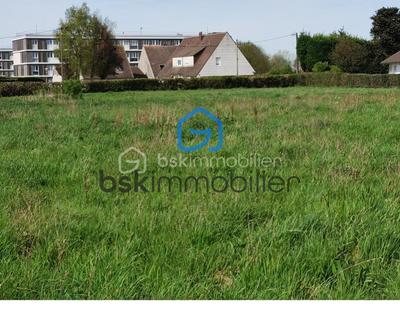 Terrain constructible - 1 104 m²