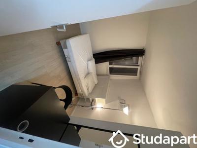 Chambre - 11 m² - 1 pièce