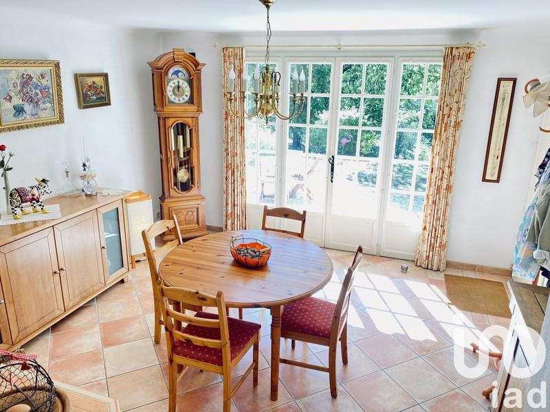 Maison - 204 m² - 8 pièces