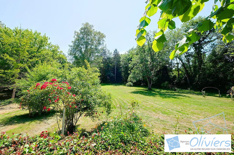 Maison - 413 m² - 11 pièces