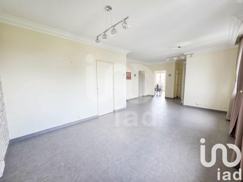 Maison - 198 m² - 8 pièces