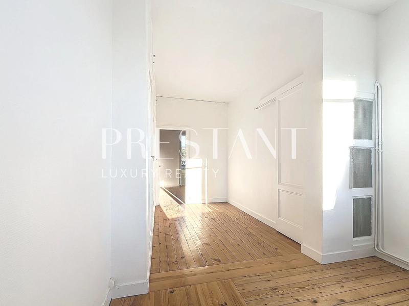 Appartement - 85 m² - 4 pièces