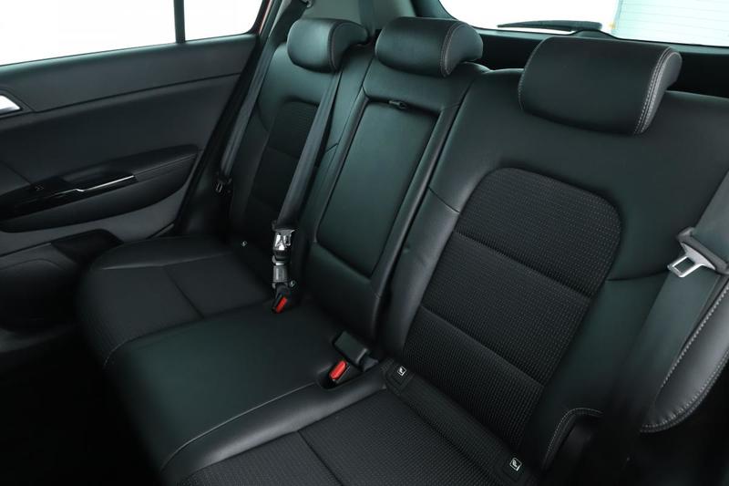 Kia Sportage 1.6 CRDi Mhev Black Edition 2wd Dct7 136 ch