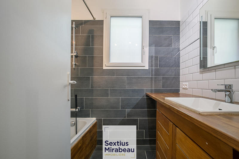 Appartement - 83 m² - 4 pièces