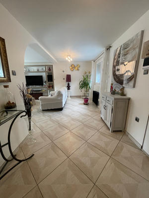 Maison - 146 m² - 4 pièces