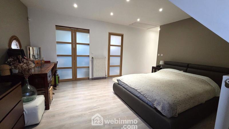 Maison - 142 m² - 7 pièces