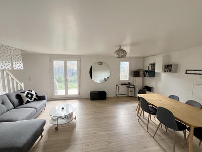 Maison - 90 m² - 5 pièces