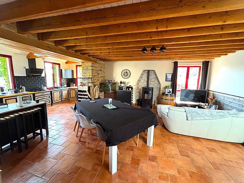 Maison ancienne - 127 m² - 6 pièces