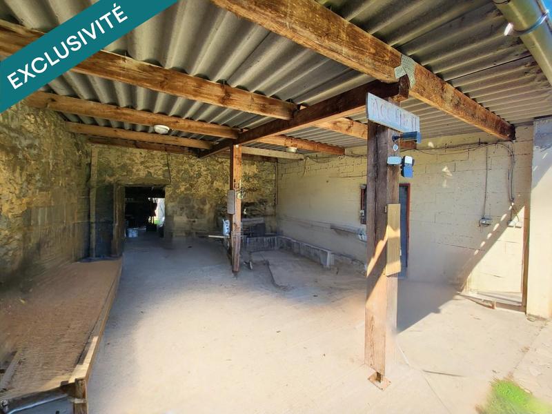 Maison - 335 m² - 14 pièces