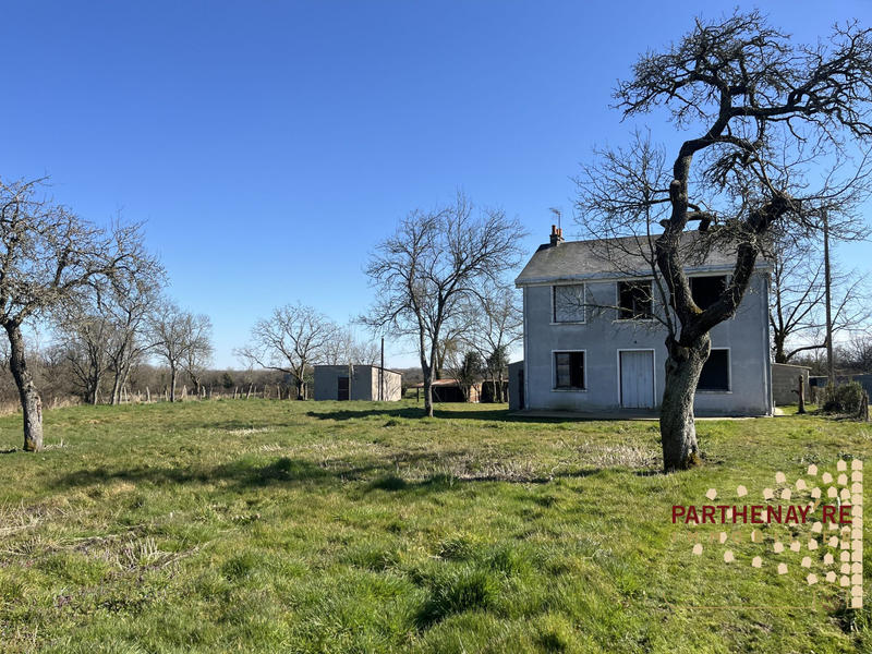 Maison - 99 m² - 6 pièces