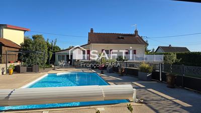 Maison - 141 m² - 6 pièces