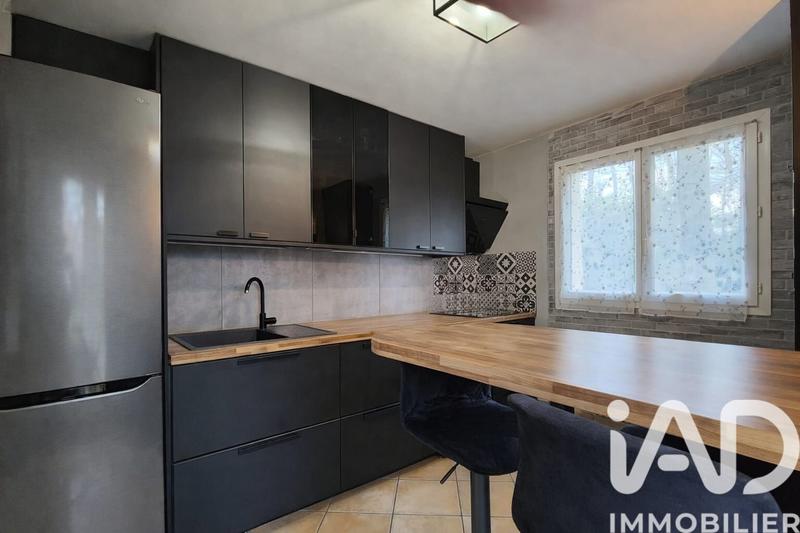 Maison - 151 m² - 7 pièces