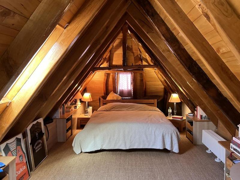 Maison - 230 m² - 11 pièces