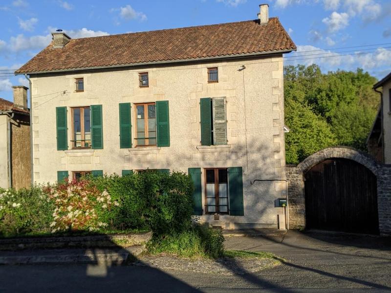 Maison - 262 m² - 9 pièces