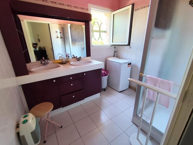 Maison - 115 m² - 6 pièces