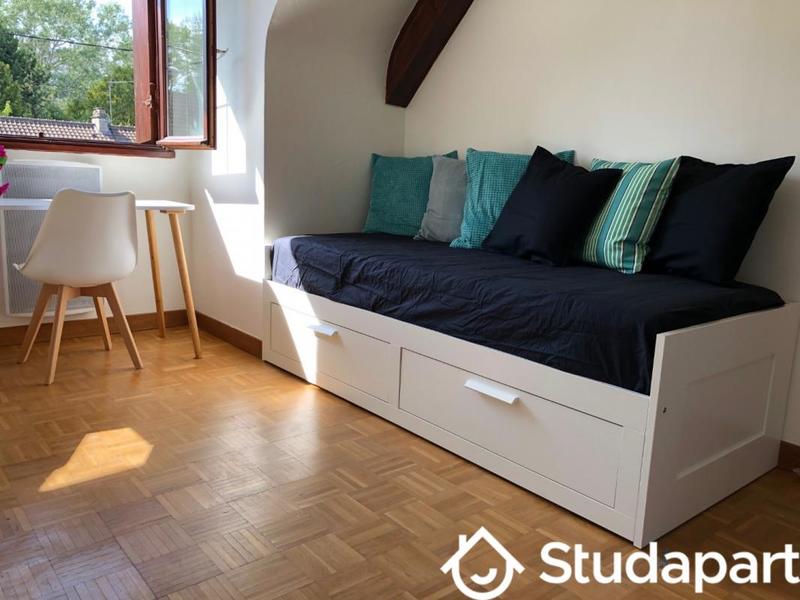 Chambre - 13 m² - 1 pièce