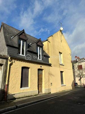 Immeuble - 170 m² - 6 pièces