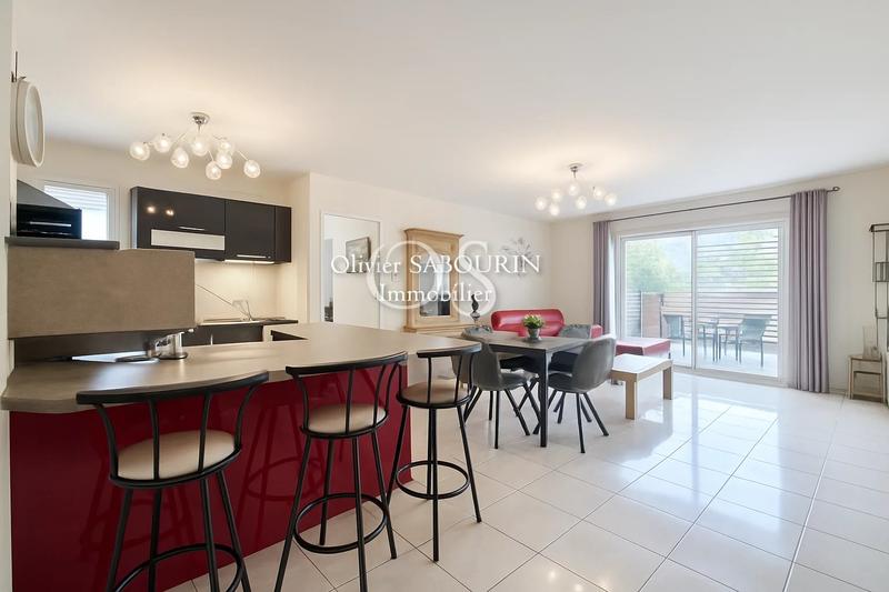 Appartement - 79 m² - 3 pièces