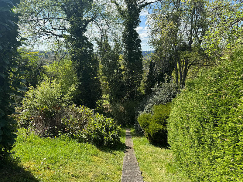 Maison - 92 m² - 4 pièces