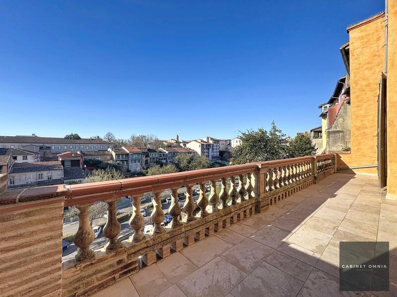 Appartement - 189 m² - 5 pièces