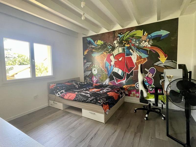 Maison - 143 m² - 6 pièces