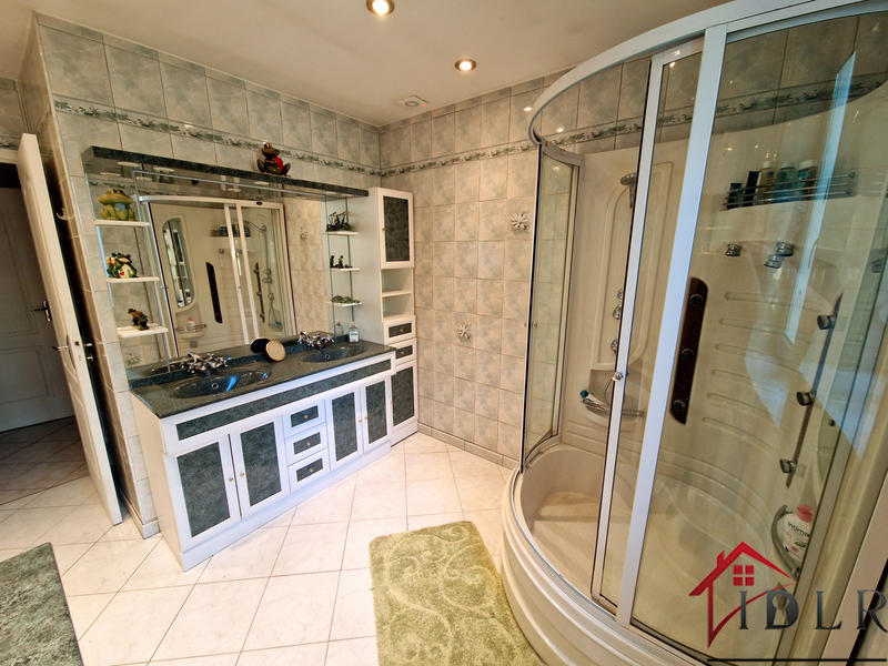 Maison de village - 171 m² - 4 pièces