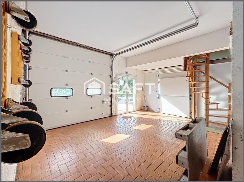 Local commercial - 480 m² - 6 pièces