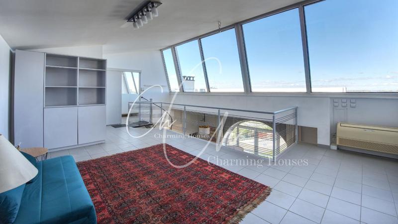 Appartement - 210 m² - 5 pièces