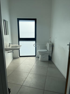 Local commercial - 130 m²